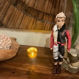 Disney Descendants  Isle  Of The Lost Carlos Doll